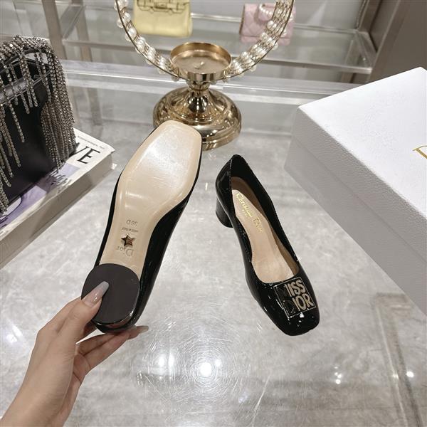 20251127171540779 270